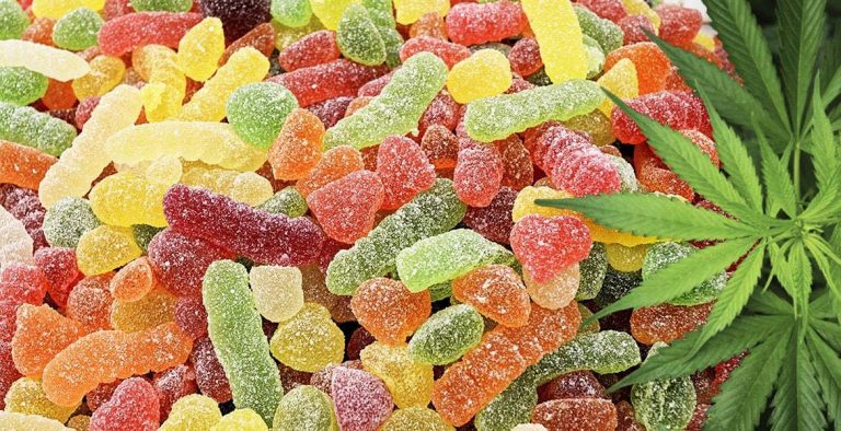 Read more about the article Uses And Benefits Of CBD Edibles/Gummies