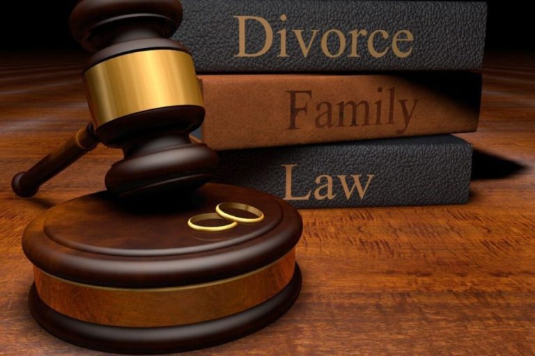 Read more about the article Advantages Of Filing for Divorce First