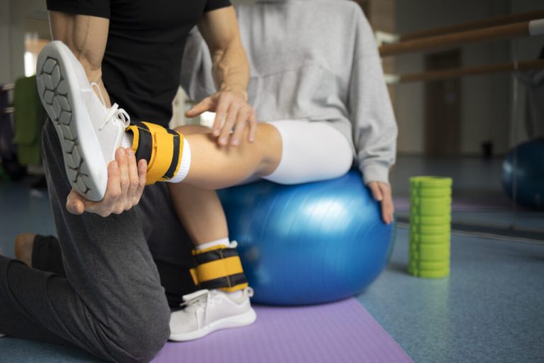 Read more about the article How Sports Physiotherapy Accelerates Recovery After Major Sports Injuries?