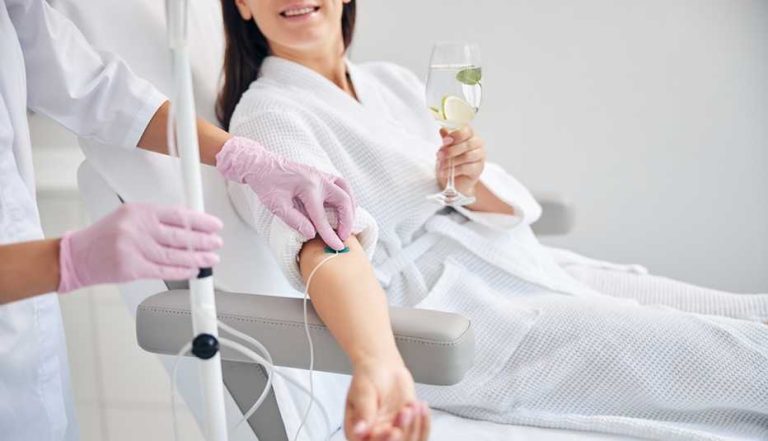 Read more about the article IV Therapy in Dubai: What You Need to Know Before Trying