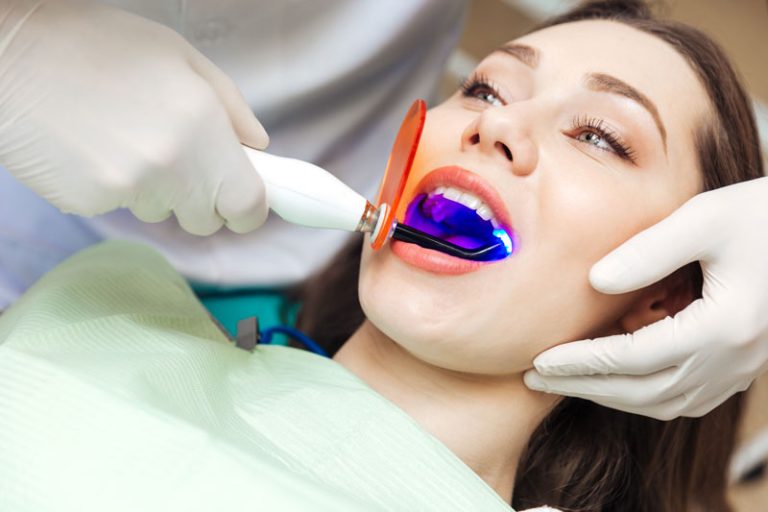 Read more about the article What Techniques Are Common in Laser Dentistry in Dubai?