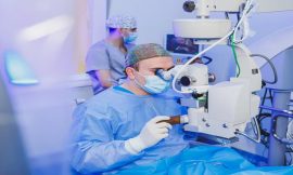 What Are The Pros And Cons Of Lasik Eye Surgery?