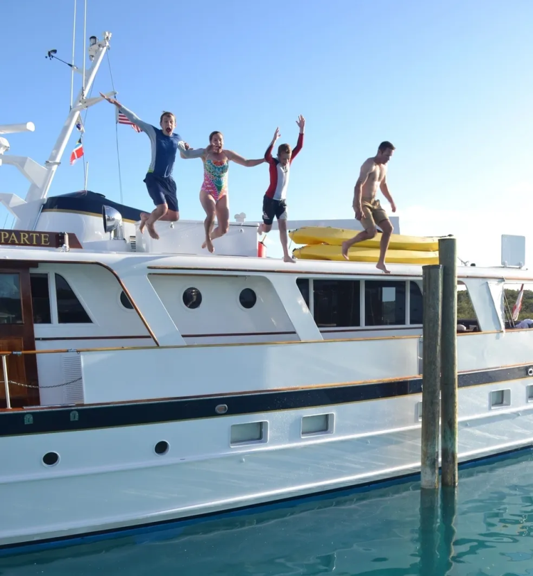 Read more about the article Explore Luxury and Freedom with Yacht Rentals Bahamas