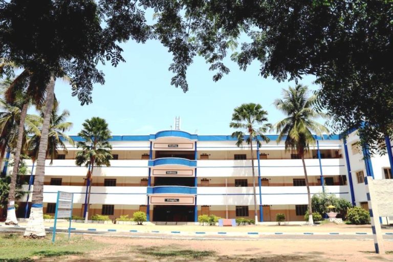 Read more about the article Sree Ramu College: The Top Destination for Arts and Science in Pollachi