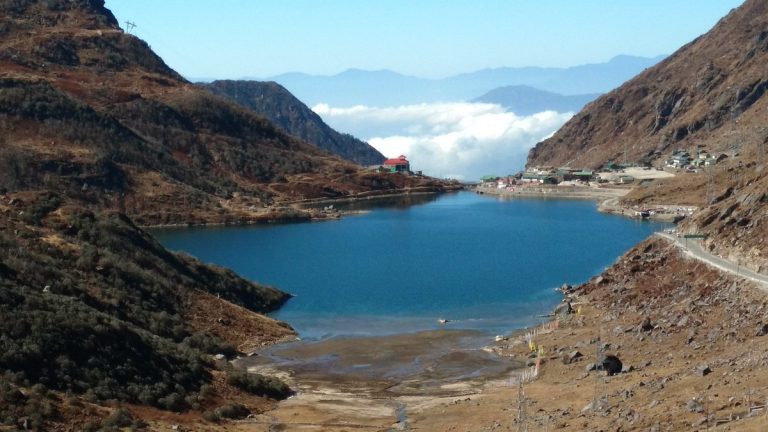 Read more about the article Exploring Changu Lake: A Beautiful Destination in Sikkim