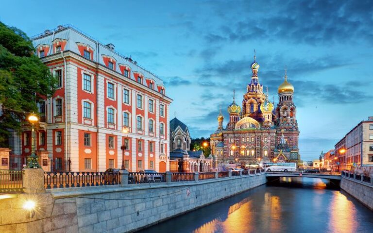 Read more about the article Discover Russia: Top Tourist Destinations and Travel Insights