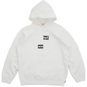 Read more about the article The Comme Des Garçons Hoodie A Fashion Icon for the Modern Era