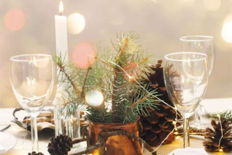 Read more about the article Celebrate in Style: How to Host Memorable Holiday Parties