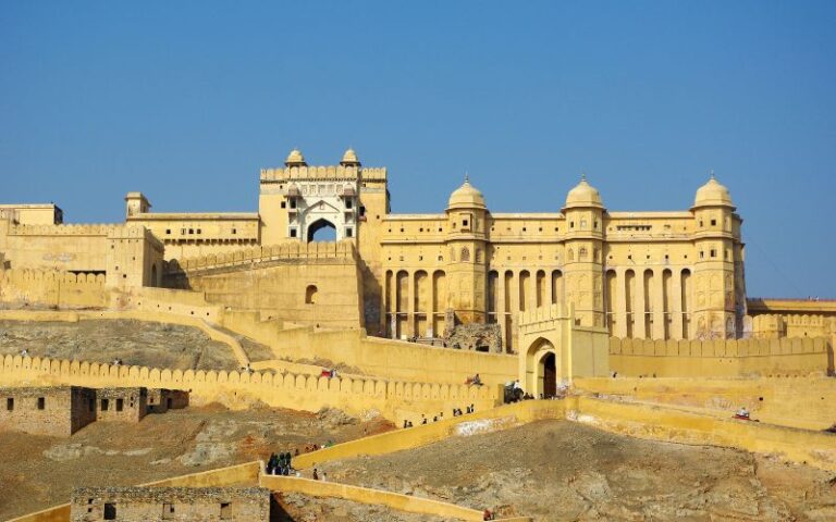 Read more about the article Top 6 Places to Visit in Jaipur: A Royal Escape into the Pink City