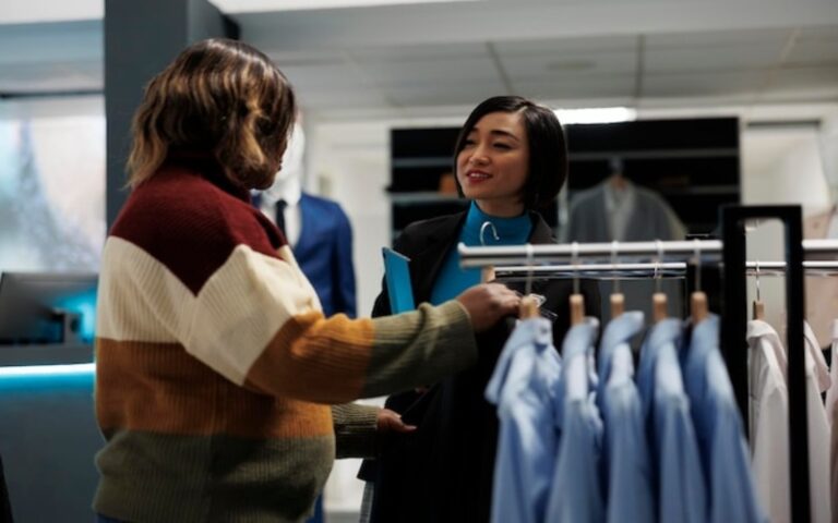 Read more about the article Adapting to 2025 Trends: How Uniform Wholesale Dealers Are Evolving