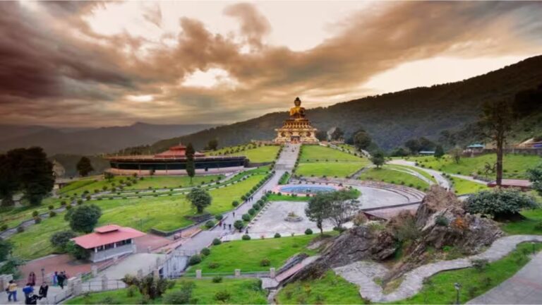 Read more about the article North Sikkim: A Land of Majestic Beauty and Adventure