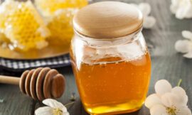 How Local Honey in Houston Helps with Allergies and Immunity