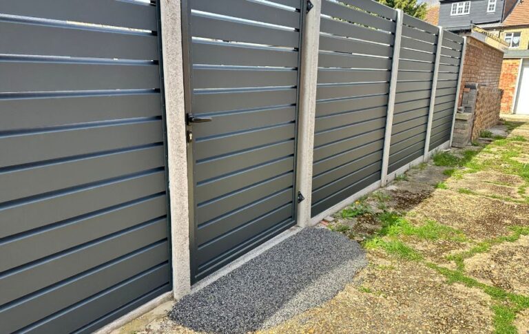 Read more about the article Finding the Right Fence Company in Staten Island, NY