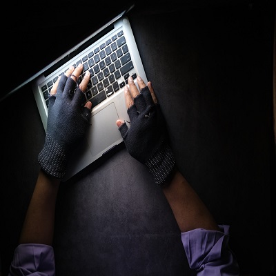 Read more about the article Why You Should Only Hire a Genuine Hacker for Social Media Hacking