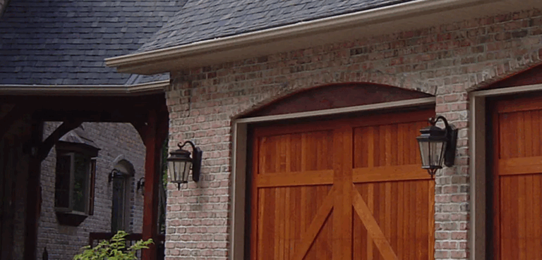 Read more about the article Expert Garage Door Repairs and Insulated Garage Doors