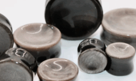 How 32mm Ear Gauges in Quartz Redefine Minimalist Jewelry