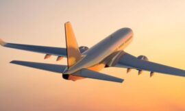 11 maneras de contactar con el Servicio al cliente de United Airlines  por teléfono, correo electrónico o chat: Guía completa de ayuda
