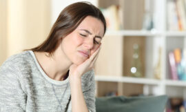 TMJ Symptoms You Shouldn’t Ignore: Why the 3-Finger Test Matters