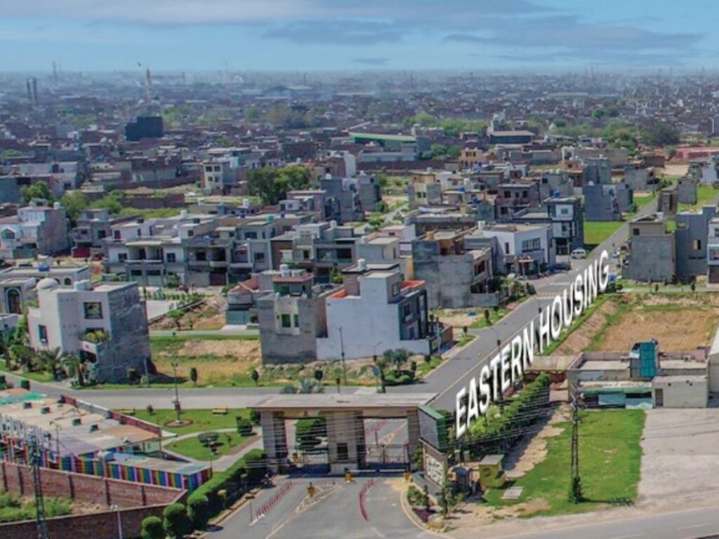 172 marla commercial plot for sale in Lahore