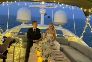 yacht rental for wedding anniversary