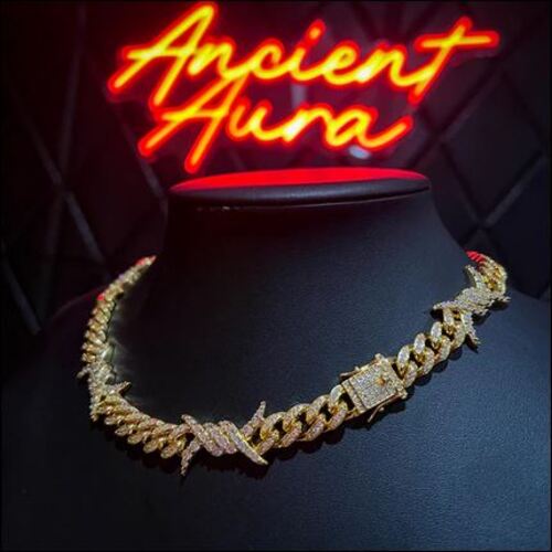 Gold Barbed Wire Cuban Chain with Unique Edge