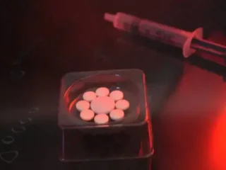 imgi_13_medicinal-tablets-inside-glass-box