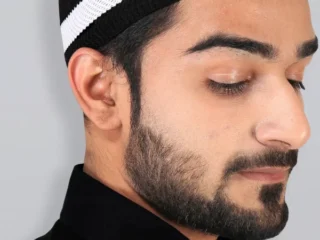 Beautiful-Mosque-Prayer-Kufi-600×899-1