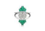 Emerald Ring in 18K white gold with VS-G diamonds and Emerald stones