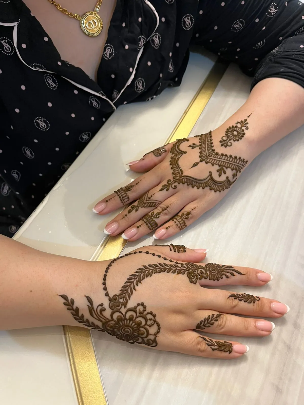 Shifaz Henna Dubai (Home Service)