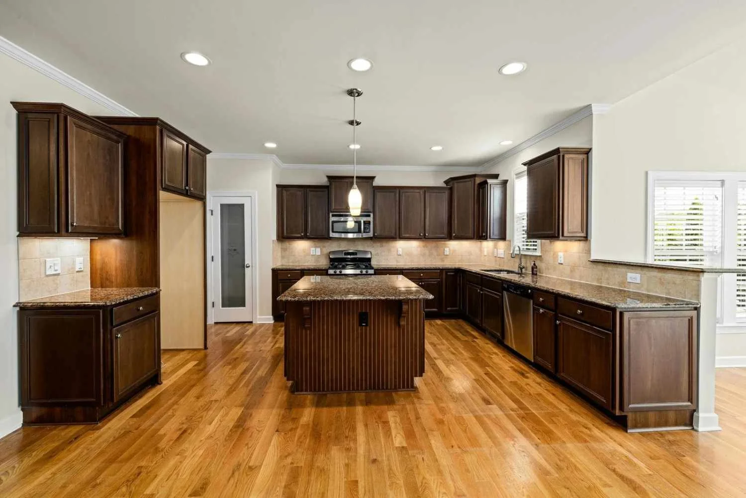 Upgrade Your Kitchen with Local Orlando Professionals