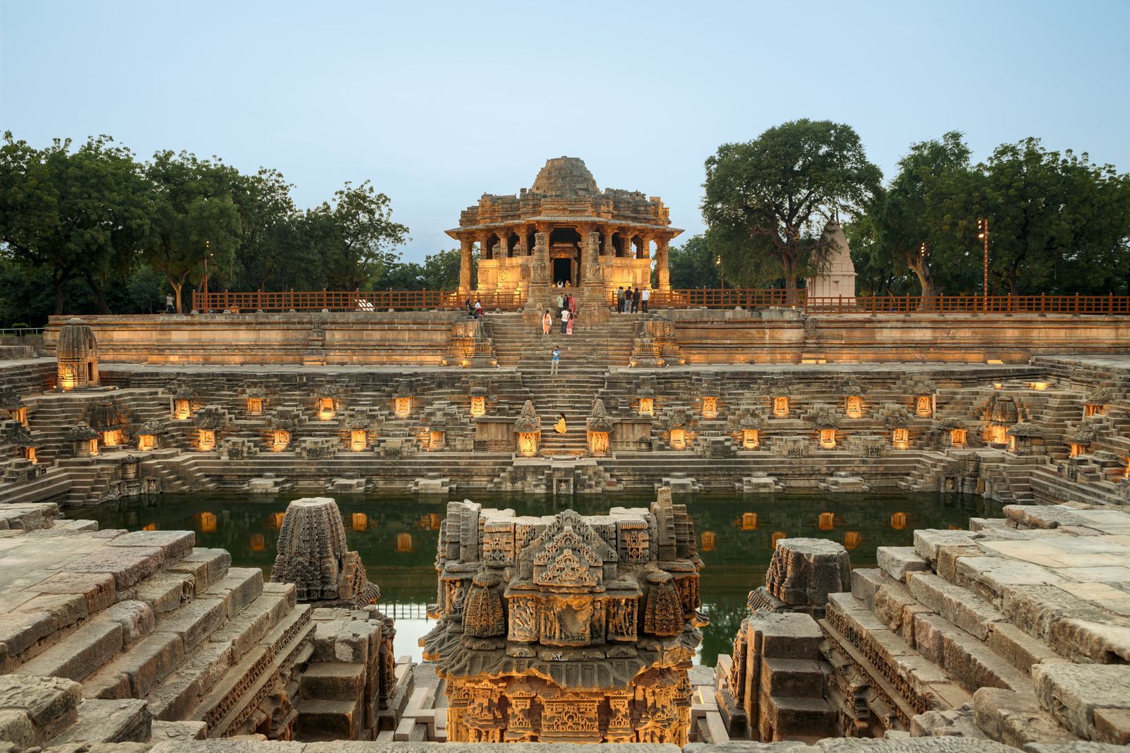 Explore Famous Temples in India