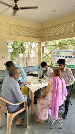 Dr. Yuvraj Monga | Best Diabetes Doctor in Delhi – 80+ Years Clinic Experience