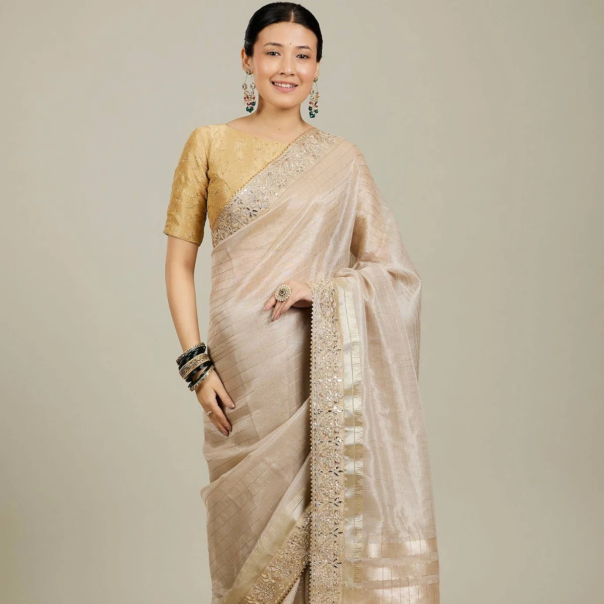 Get Bride Juttis for Ladies For Wedding & Festival Occasions