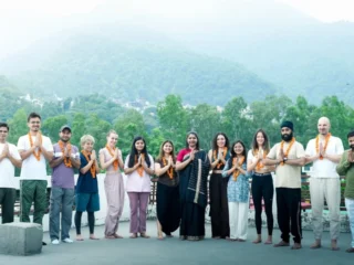 100-hour-kundalini-yoga-ttc-rishikesh-1