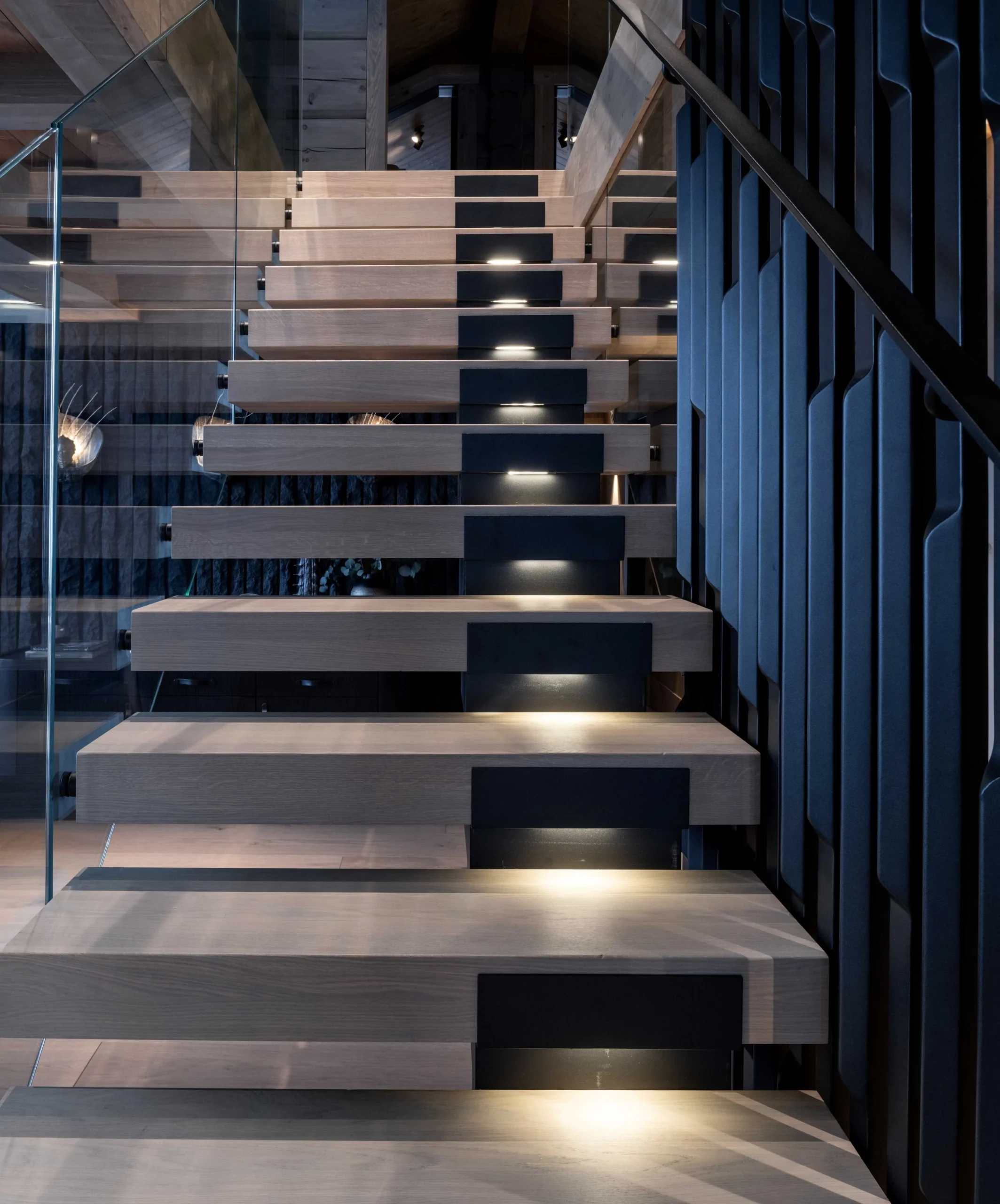 Bespoke Staircase Manufacturer | Custom Wooden Stairs by LHM STEP