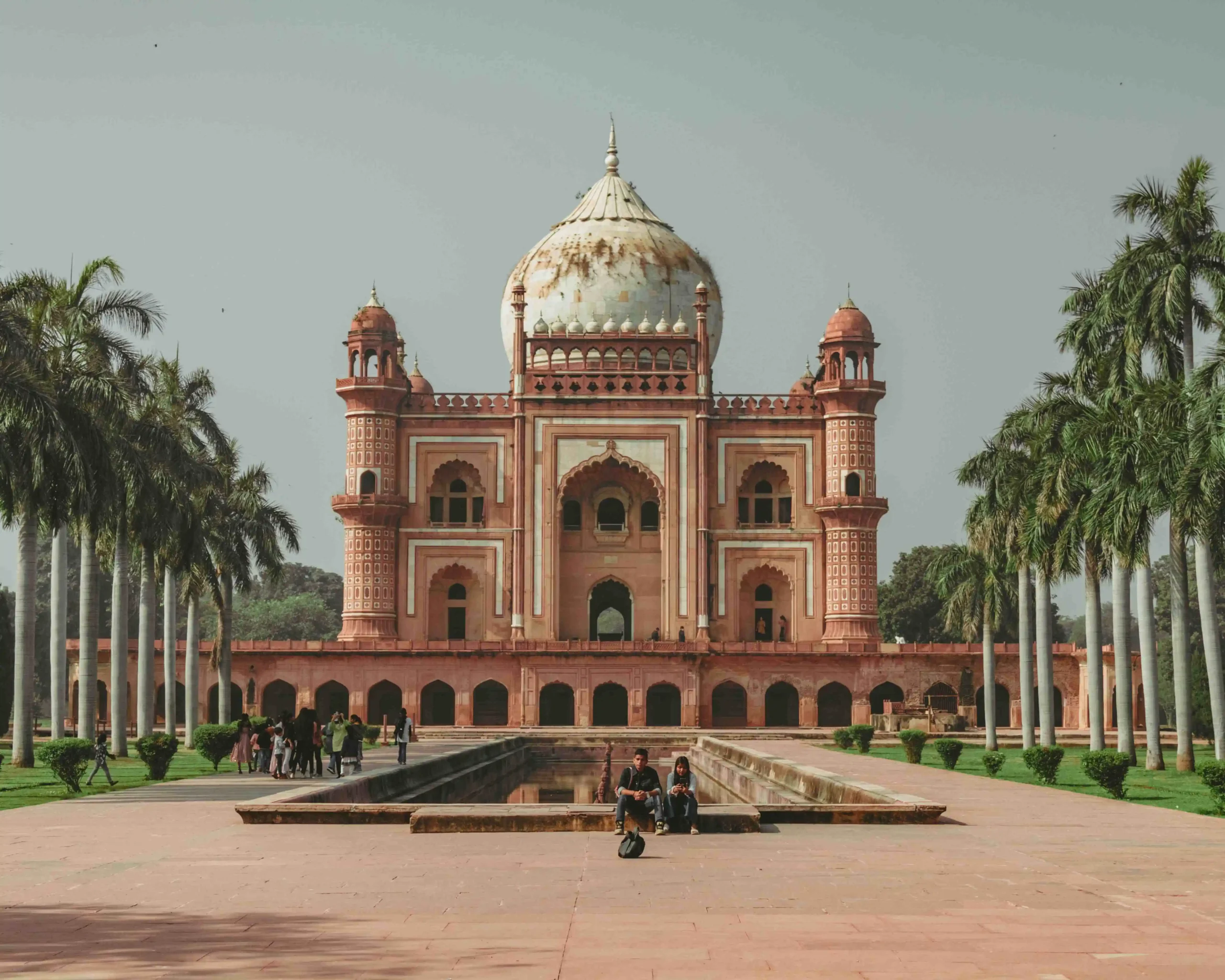 Book 11-Day Luxury Holiday Tours in North India 2026-27