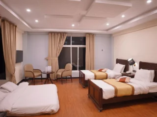 Executive-Family-room