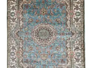 Kashmir-Pure-Silk-Carpet-4-x-6-ft