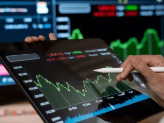 T16277_Blog-post-on-24-hour-trading-in-equities-markets_Featured-Image-2