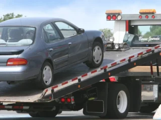 tow-truck-picture-id172242007