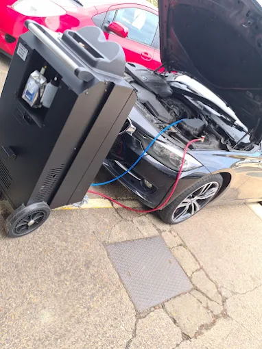 Hartley’s Automotive