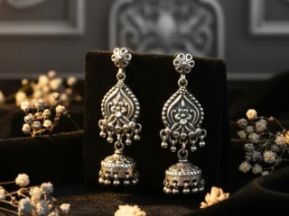 uttarakhandi-silver-jhumka-earrings