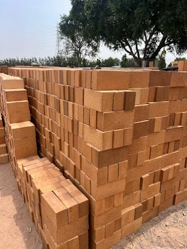 For Furnace 1400°C Fire Bricks Suppliers in Ghaziabad