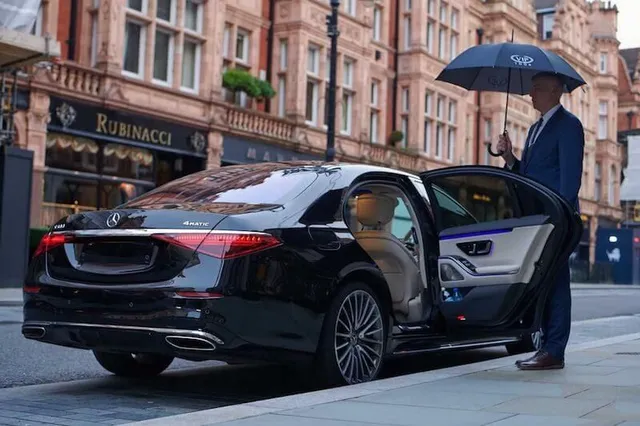 Lionsgate Limousine – Luxury Black Car & Chauffeur Service in Vancouver