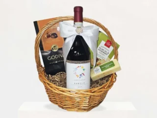 barolo-wedding-gift-basket-900×900.jpg-1