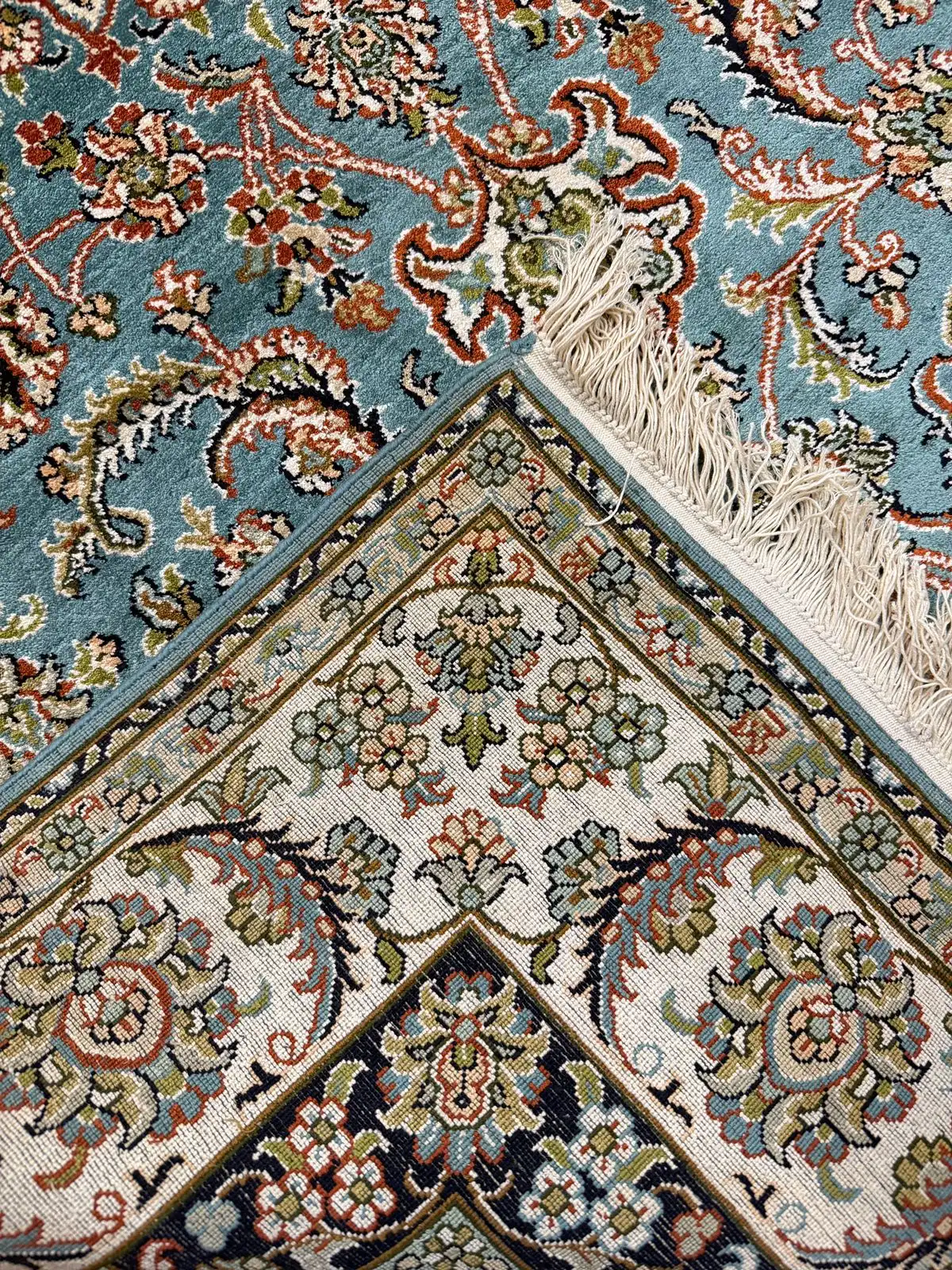 Jansons Carpets is the Best Carpet Cleaning Services Provider with Professional Care